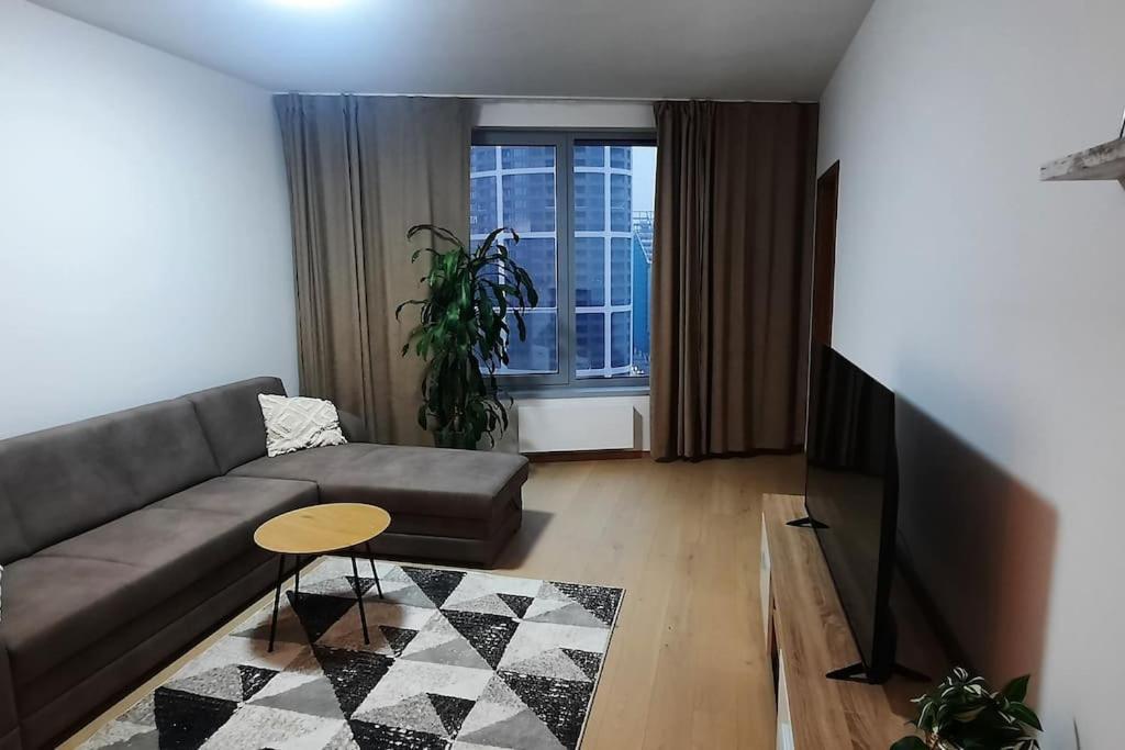 Sky-Park Flat&Parking Bratislava Exterior foto